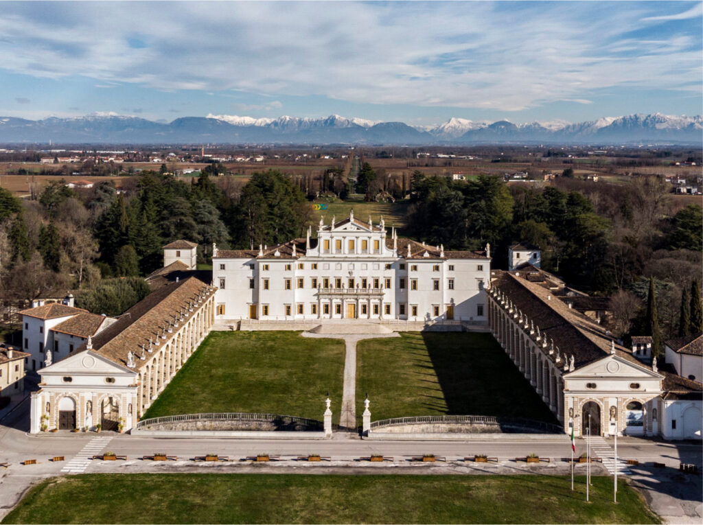VILLA MANIN